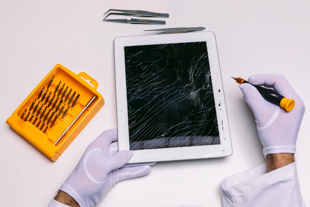ipad service in JVC